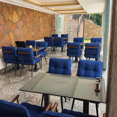 Reflection Of The Bosphorus