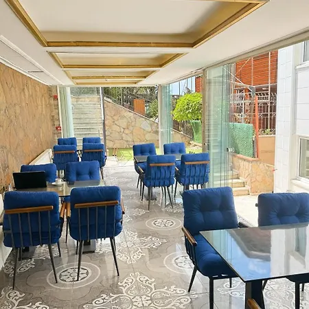 Reflection Of The Bosphorus