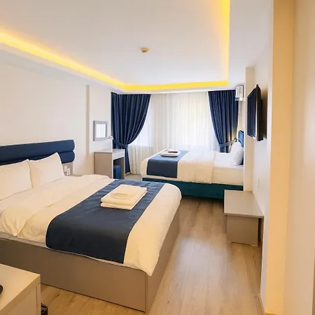 Reflection Of The Bosphorus *