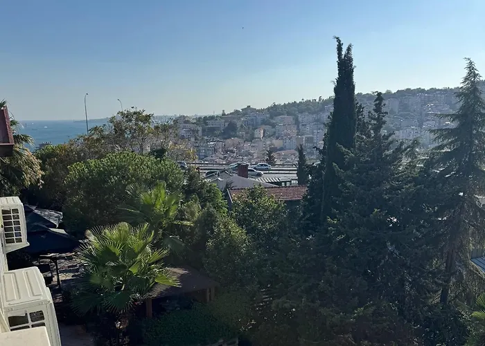Hotel Reflection Of The Bosphorus