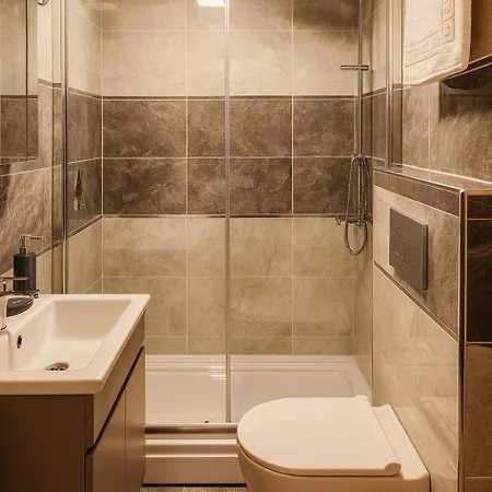 Reflection Of The Bosphorus *